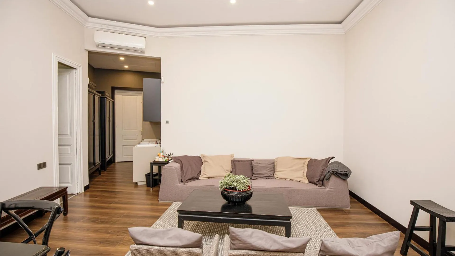 Beautiful Trendy Spacious Apartment Very Central Location Barcelona Španělsko