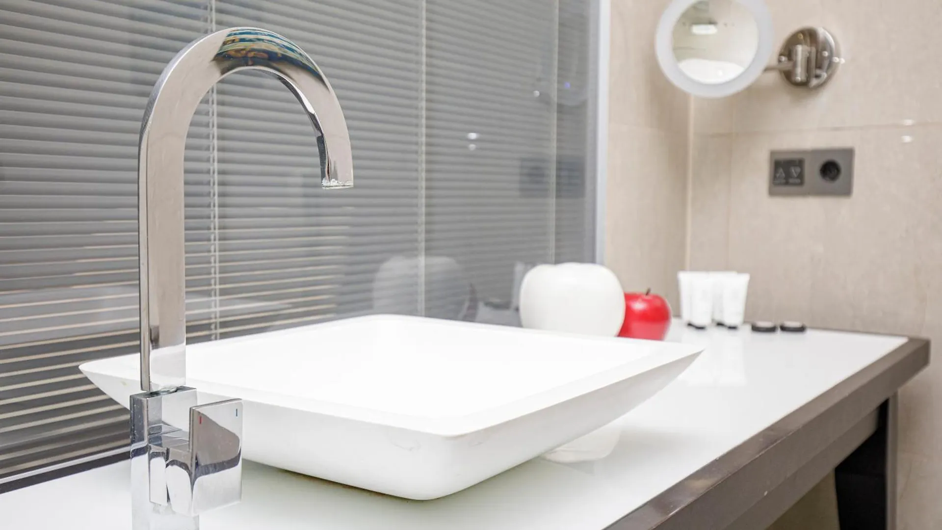 Beautiful Trendy Spacious Apartment Very Central Location Barcelona Španělsko